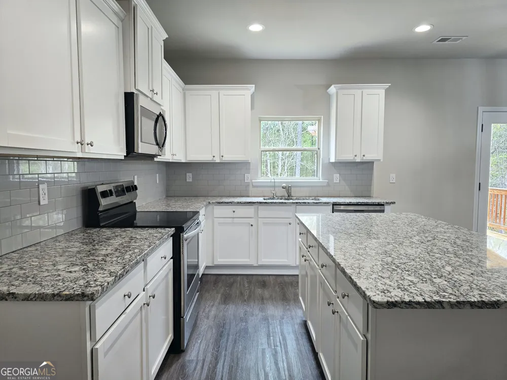 112 Tuxedo RD Ellenwood, GA 30294