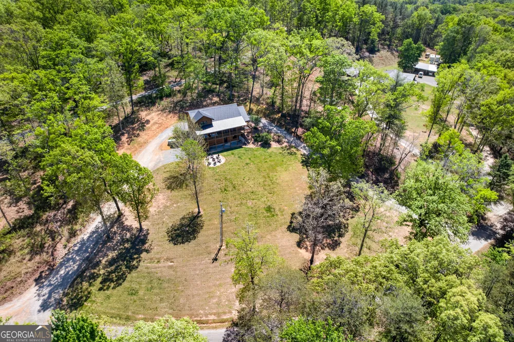 385 Shields RD Mineral Bluff, GA 30559