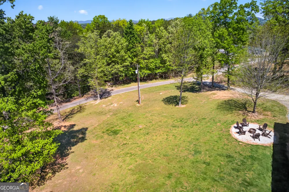 385 Shields RD Mineral Bluff, GA 30559