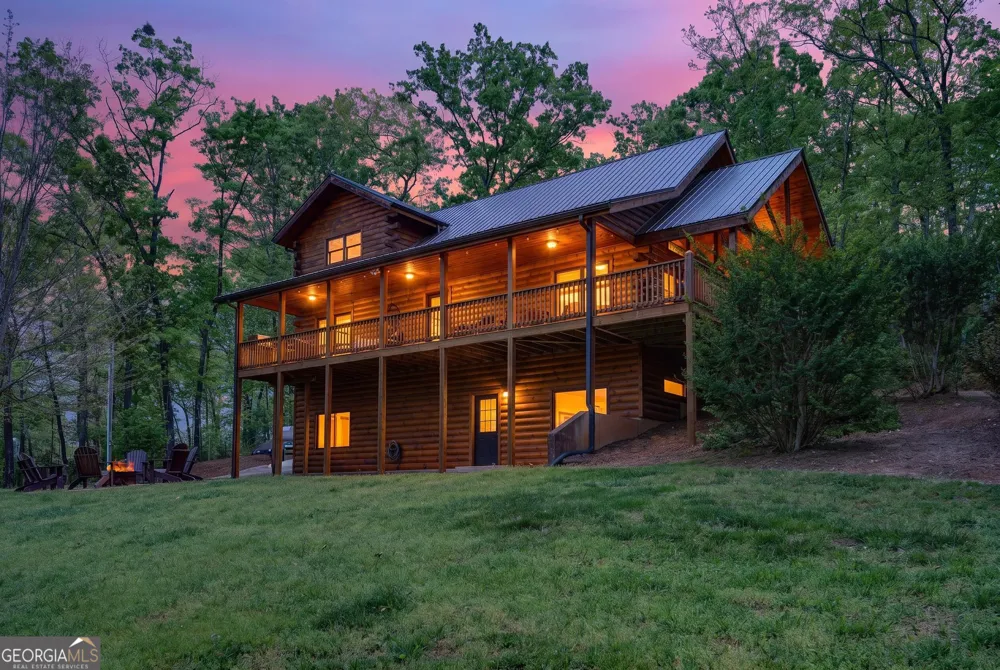 385 Shields RD Mineral Bluff, GA 30559
