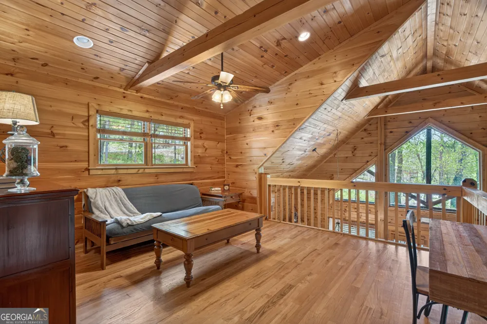 385 Shields RD Mineral Bluff, GA 30559