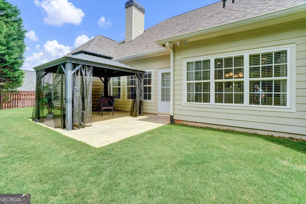 5813 Coles CT Buford, GA 30518