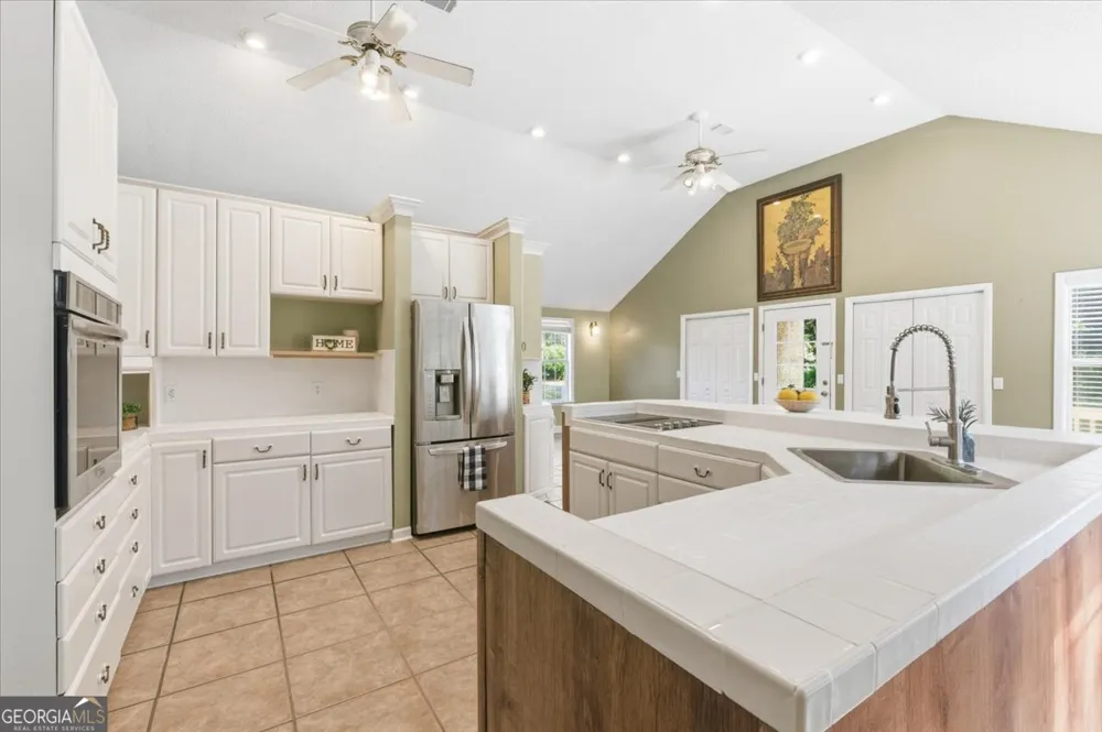 230 Yacht RD Brunswick, GA 31525
