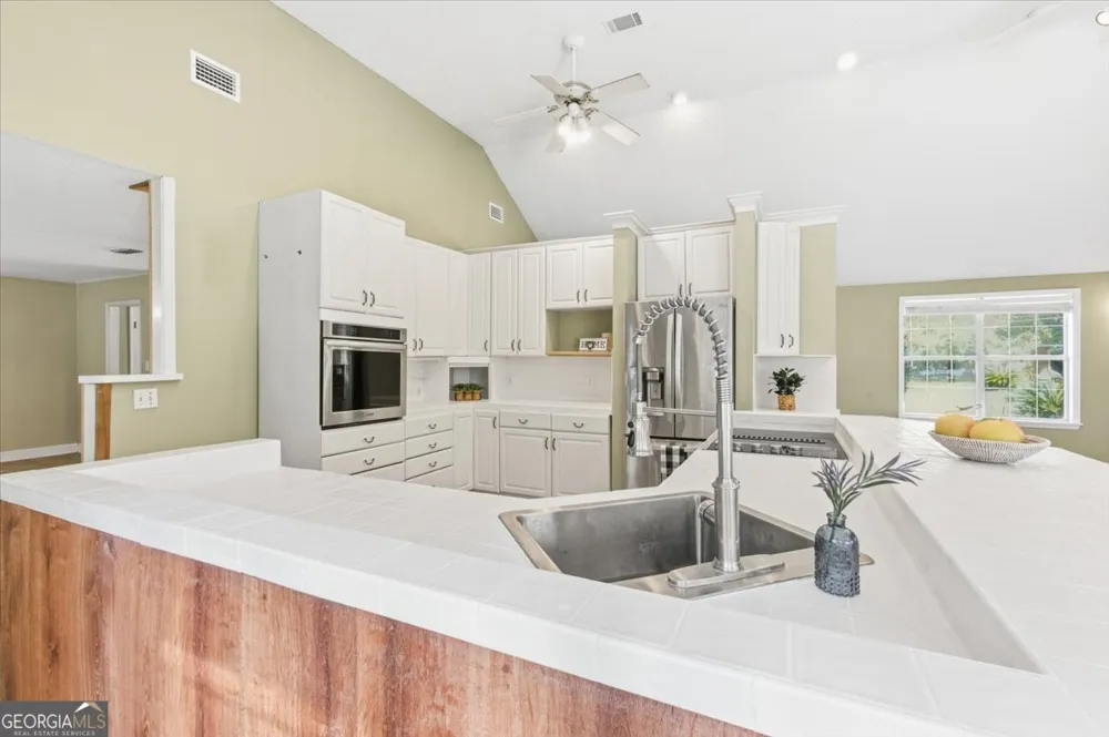 230 Yacht RD Brunswick, GA 31525