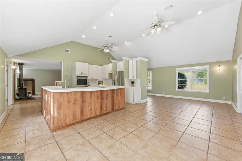 230 Yacht RD Brunswick, GA 31525