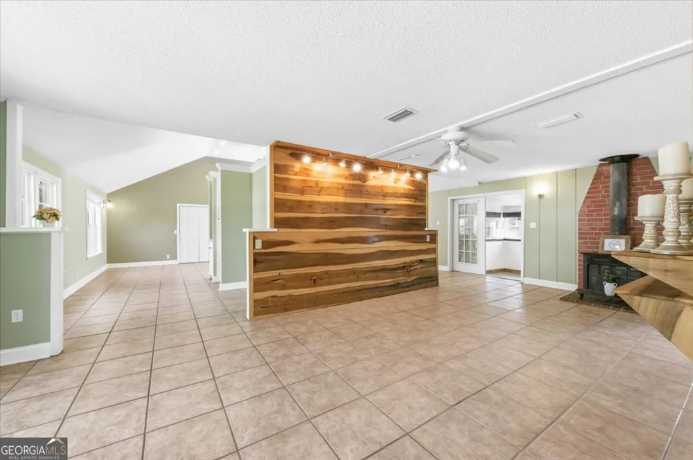 230 Yacht RD Brunswick, GA 31525