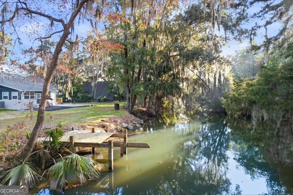 230 Yacht RD Brunswick, GA 31525