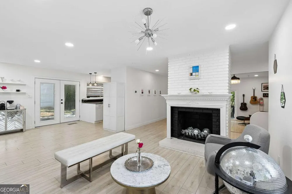 700 Cedar Knoll DR Roswell, GA 30076