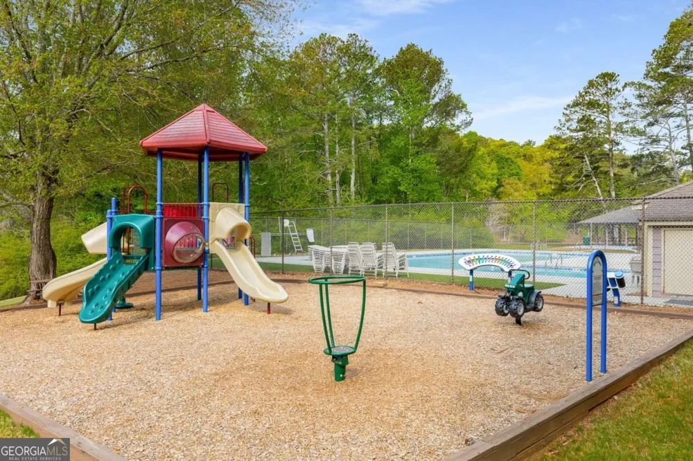 700 Cedar Knoll DR Roswell, GA 30076