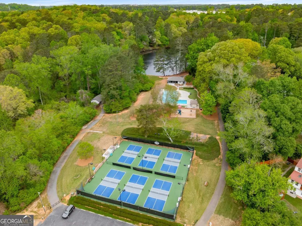 700 Cedar Knoll DR Roswell, GA 30076