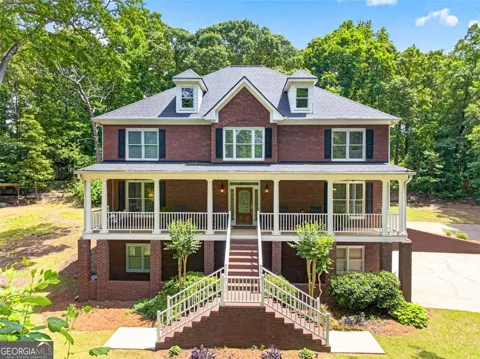 667 Wellington DR