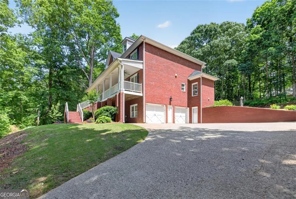667 Wellington DR Winder, GA 30680