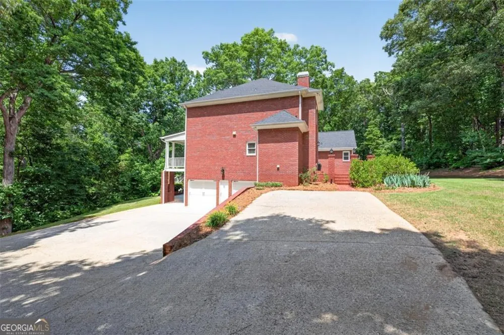 667 Wellington DR Winder, GA 30680