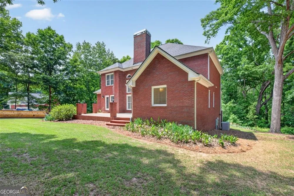 667 Wellington DR Winder, GA 30680