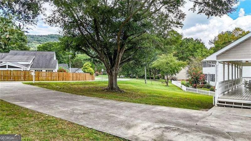 583 Avondale DR Rocky Face, GA 30740