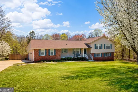 80 Riverbend CIR