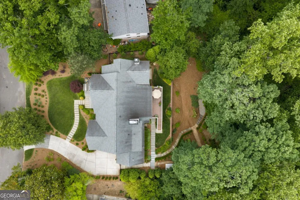 6321 Hunting Creek RD Sandy Springs, GA 30328