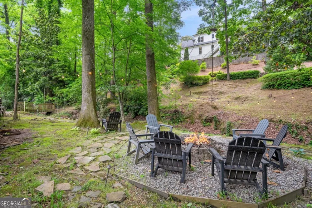 6321 Hunting Creek RD Sandy Springs, GA 30328