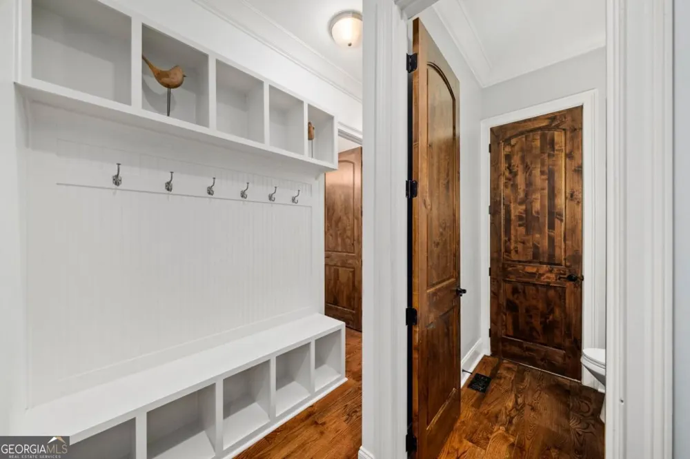 6321 Hunting Creek RD Sandy Springs, GA 30328