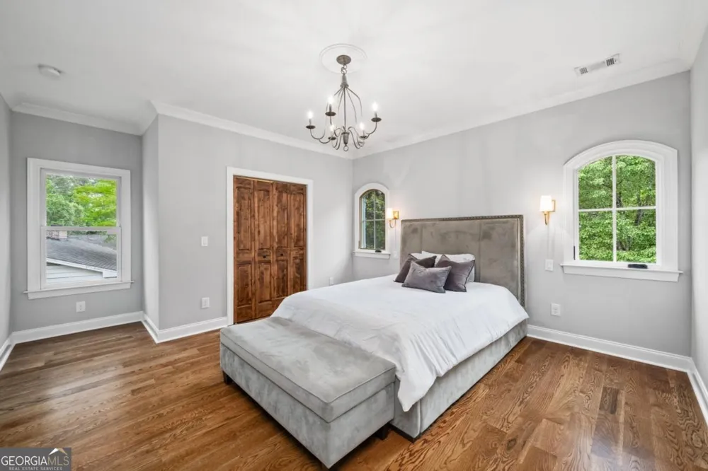6321 Hunting Creek RD Sandy Springs, GA 30328
