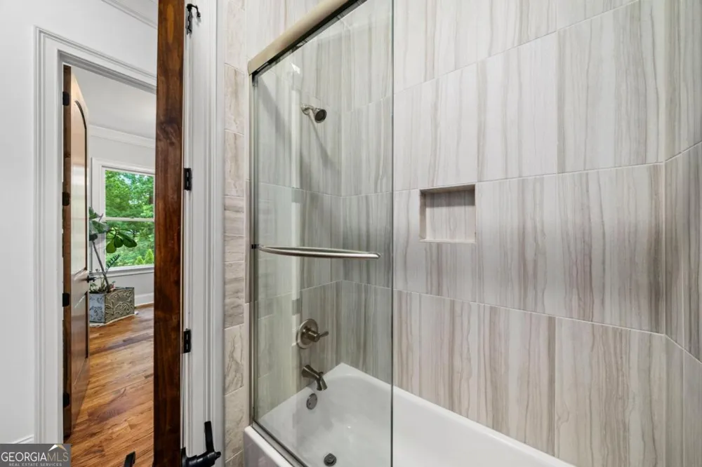 6321 Hunting Creek RD Sandy Springs, GA 30328