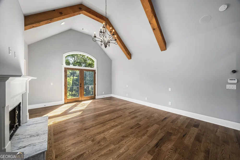 6321 Hunting Creek RD Sandy Springs, GA 30328