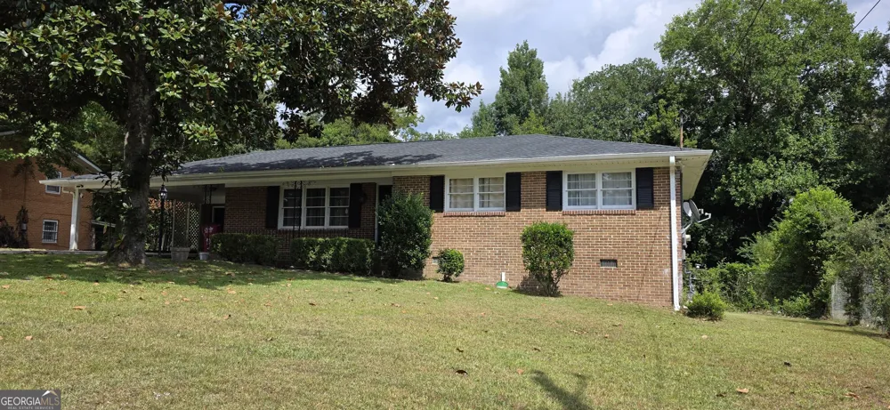 2672 Kent DR Macon, GA 31206