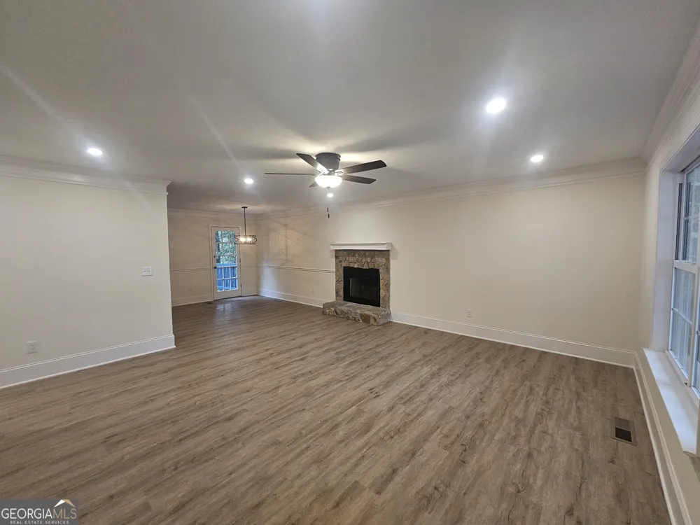 521 Shaggy Hickory TRL Palmetto, GA 30268