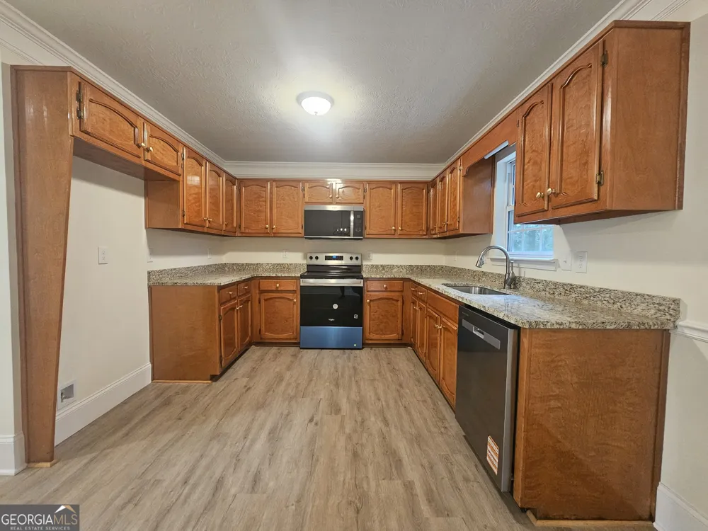 521 Shaggy Hickory TRL Palmetto, GA 30268