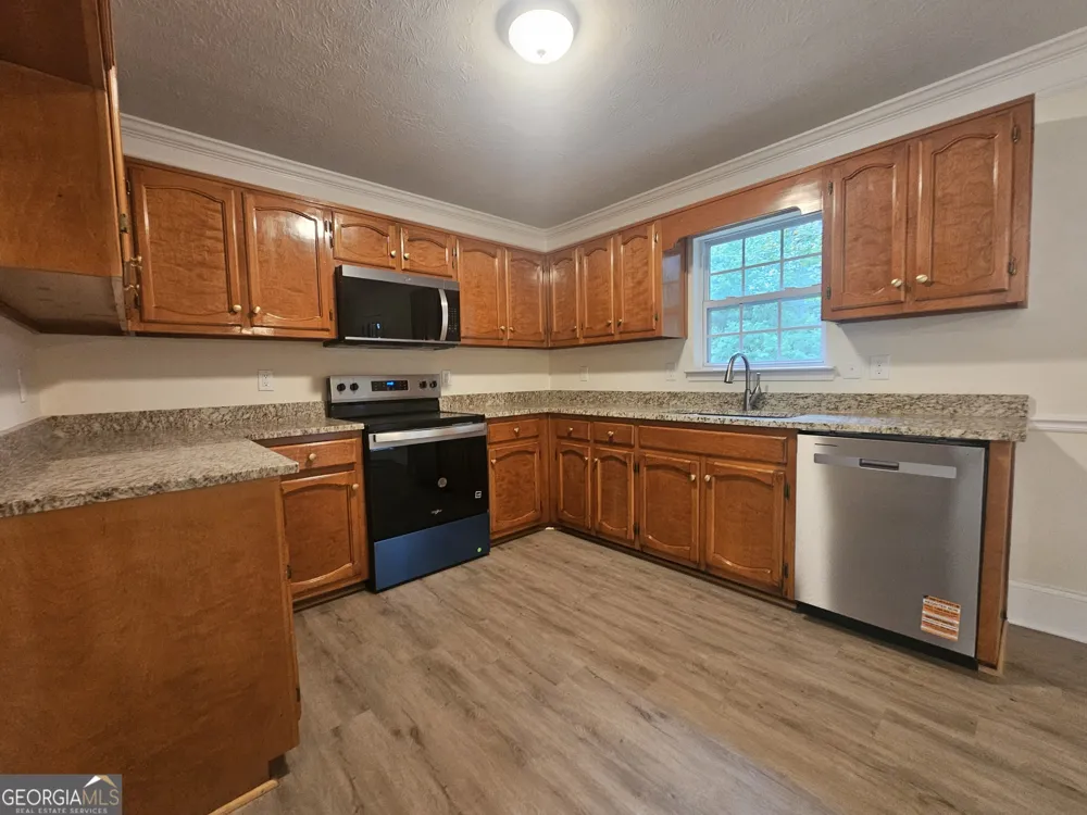 521 Shaggy Hickory TRL Palmetto, GA 30268
