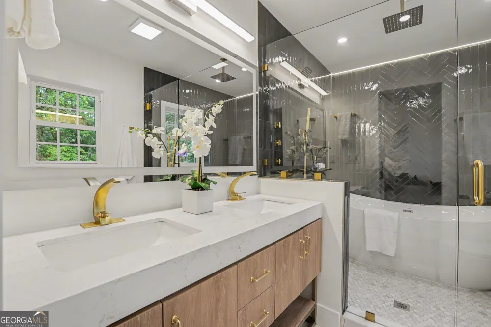 1446 Briarcliff RD Atlanta, GA 30306
