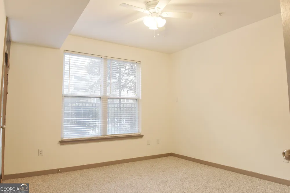390 17th ST NW Atlanta, GA 30363