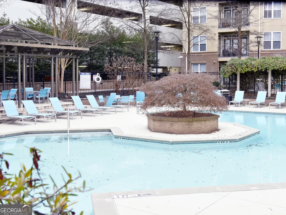390 17th ST NW Atlanta, GA 30363