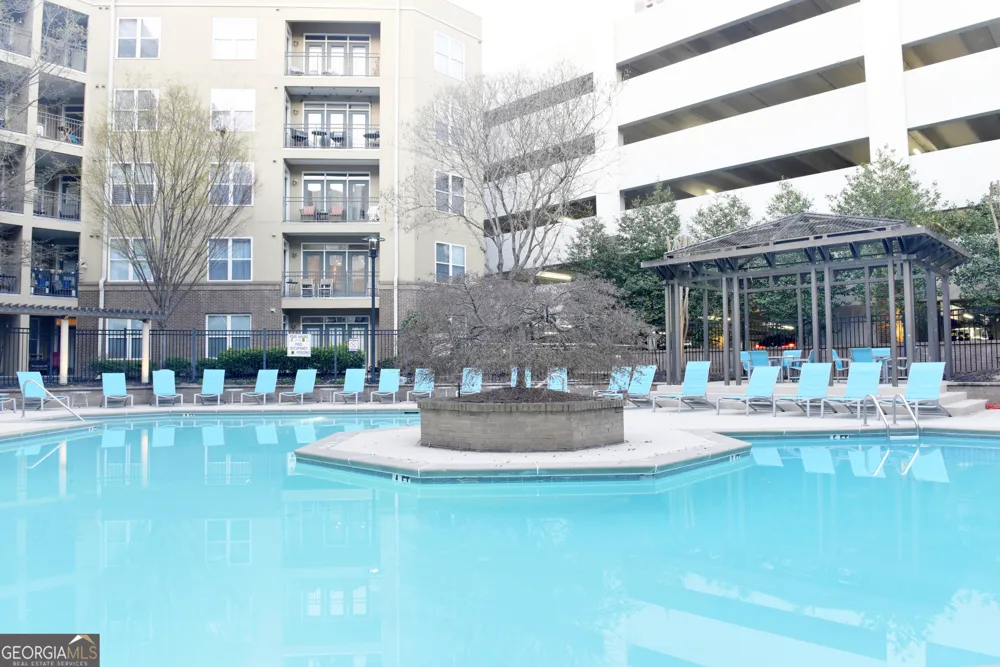 390 17th ST NW Atlanta, GA 30363
