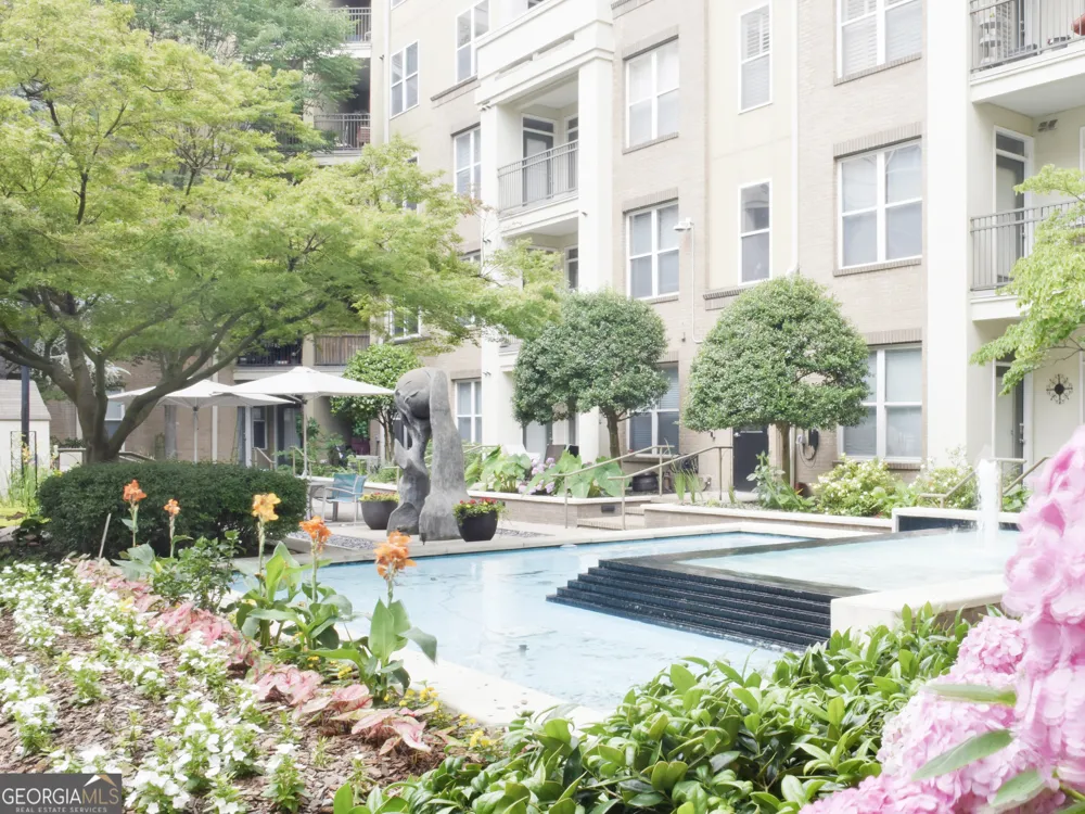390 17th ST NW Atlanta, GA 30363