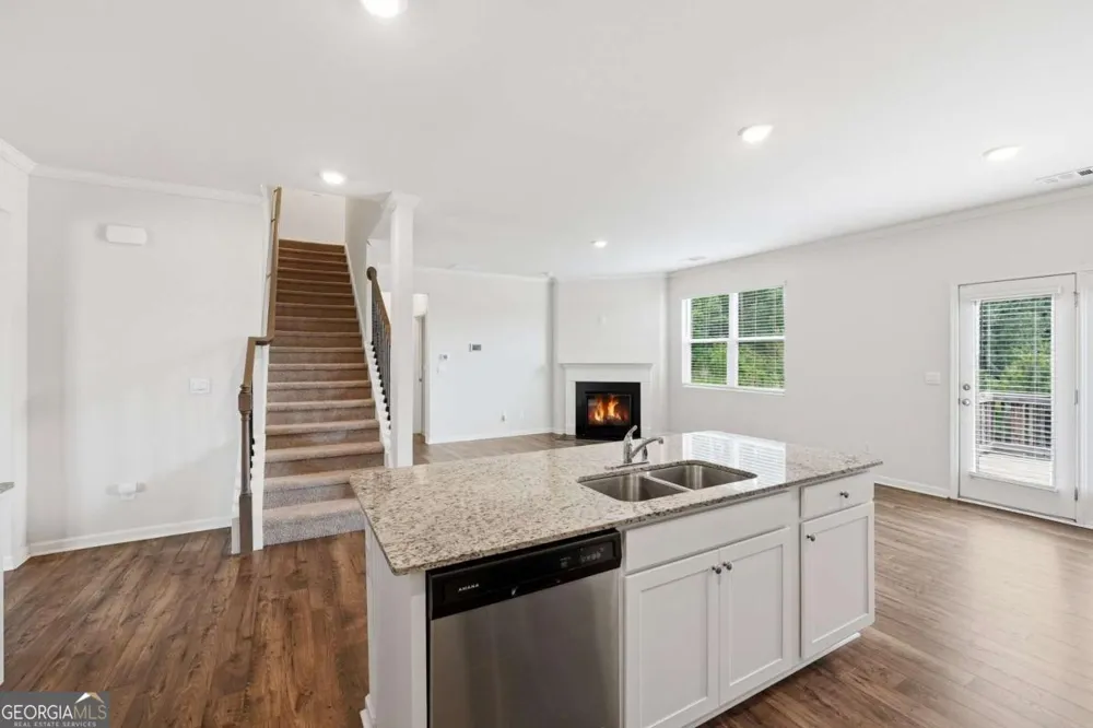 6000 Screech Owl DR Flowery Branch, GA 30542