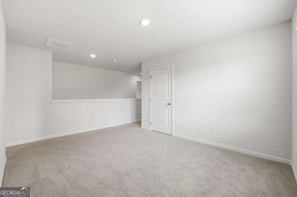 6000 Screech Owl DR Flowery Branch, GA 30542