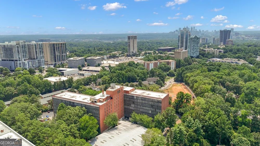 3060 Pharr Court North NW Atlanta, GA 30305