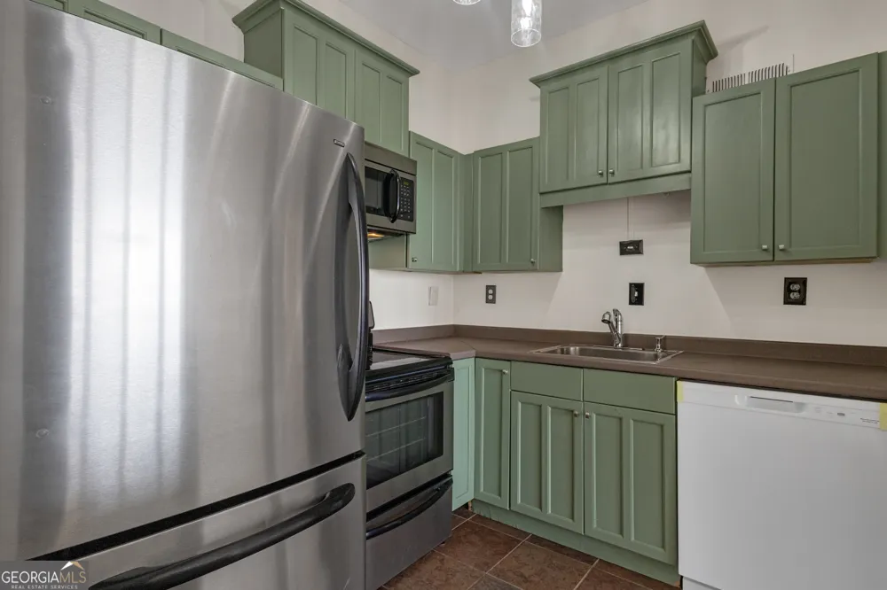 3060 Pharr Court North NW Atlanta, GA 30305