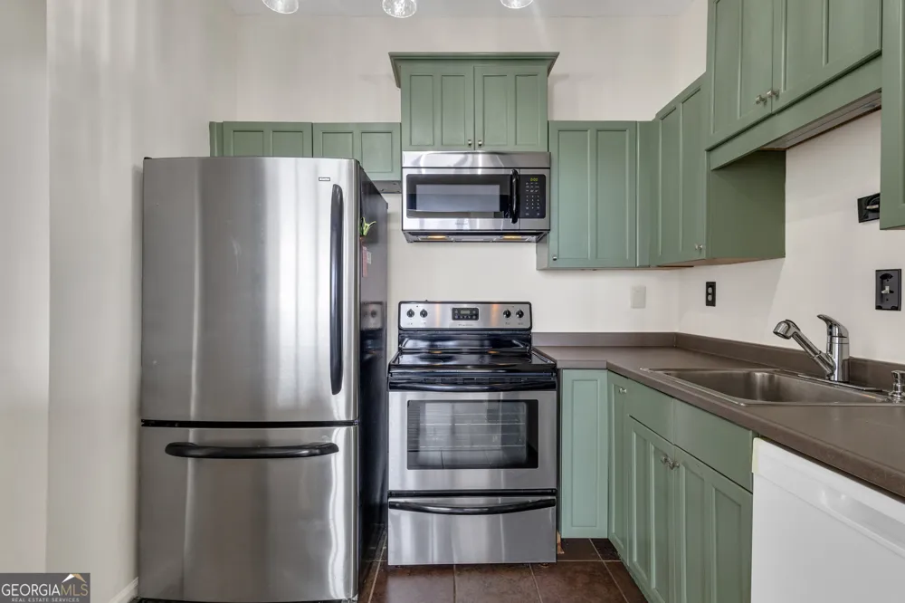 3060 Pharr Court North NW Atlanta, GA 30305
