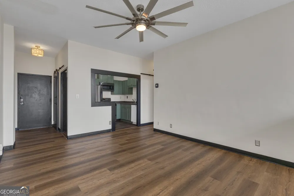 3060 Pharr Court North NW Atlanta, GA 30305
