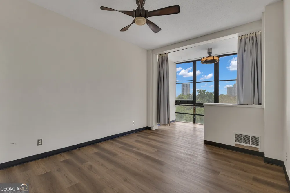 3060 Pharr Court North NW Atlanta, GA 30305