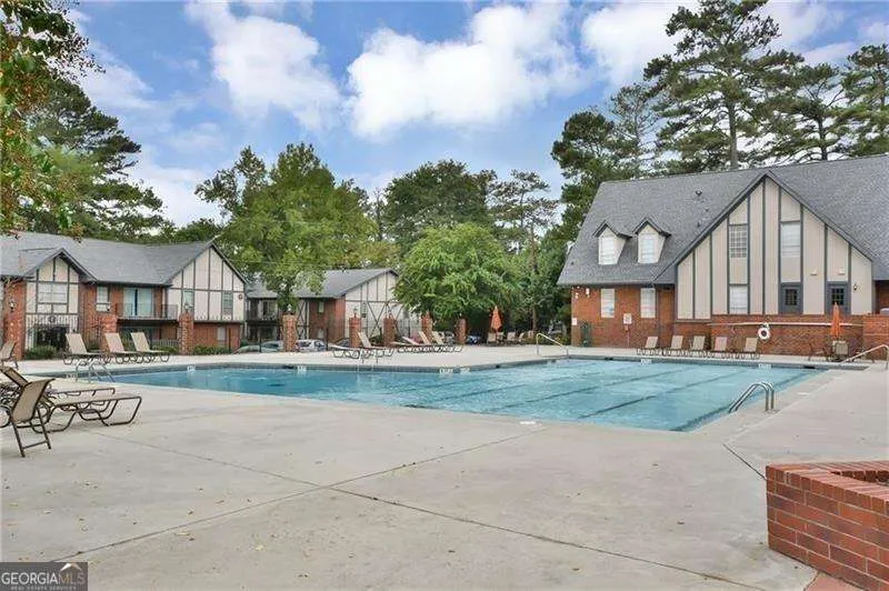 6851 Roswell RD Atlanta, GA 30328