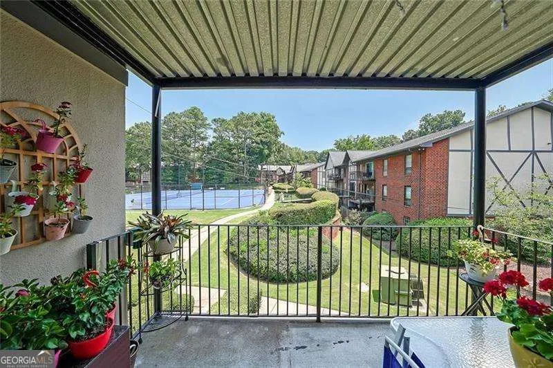 6851 Roswell RD Atlanta, GA 30328