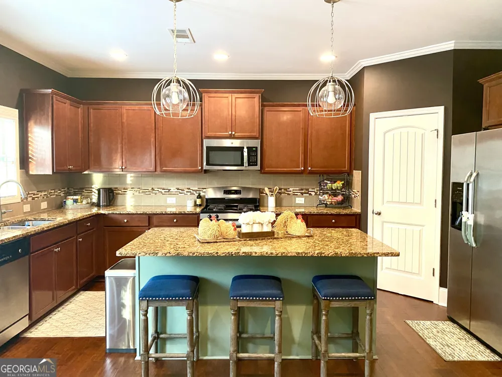 1320 Newbridge CIR Buford, GA 30519