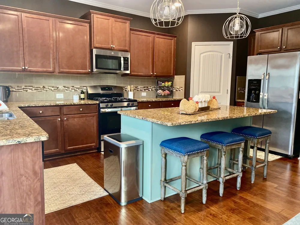 1320 Newbridge CIR Buford, GA 30519