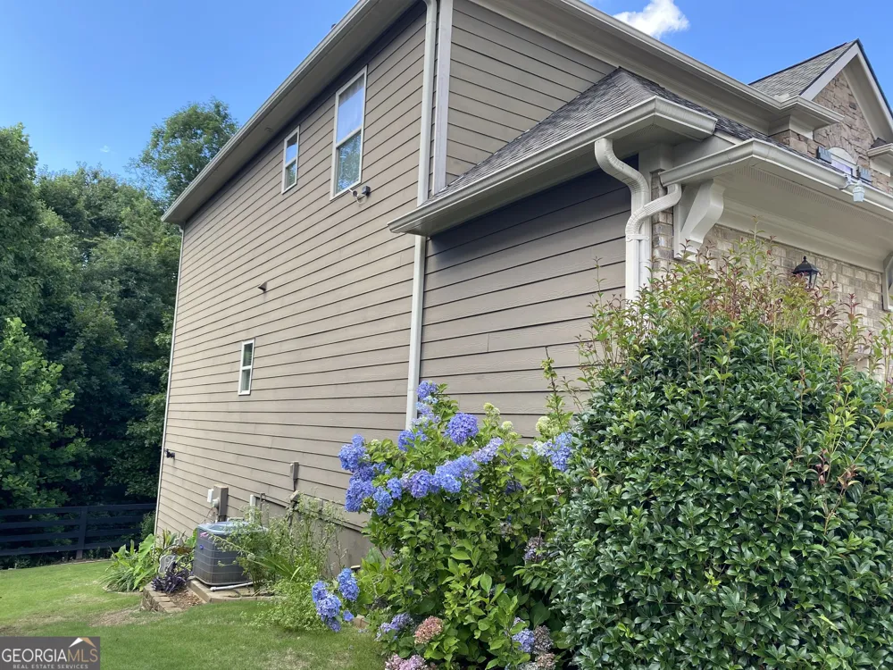 1320 Newbridge CIR Buford, GA 30519