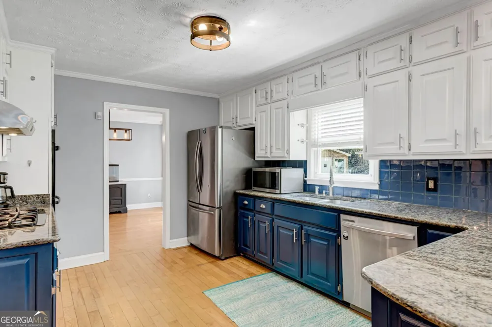 4162 Riverdale DR Snellville, GA 30039