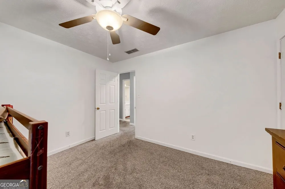 4162 Riverdale DR Snellville, GA 30039
