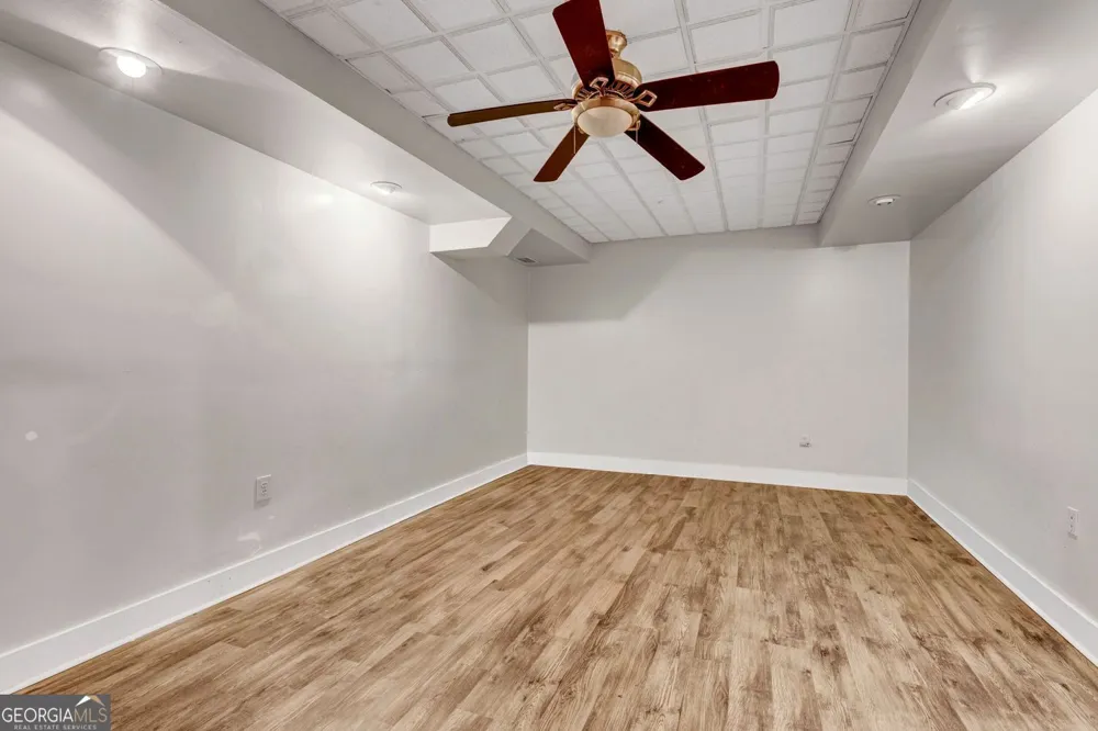 4162 Riverdale DR Snellville, GA 30039